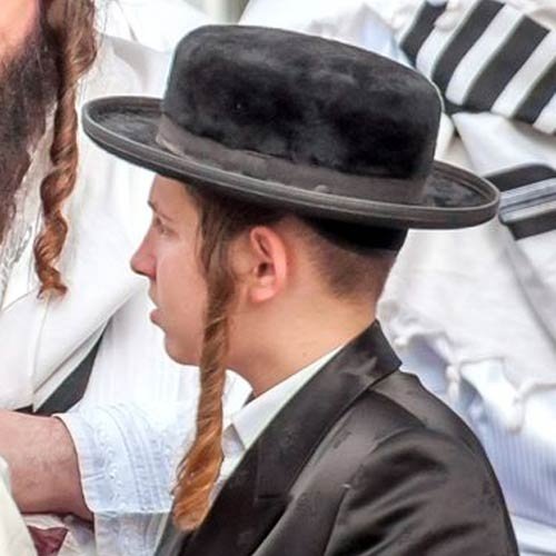 Pourquoi les juifs orthodoxes se laissent-ils pousser les cheveux sur les côtés ? - Quora
